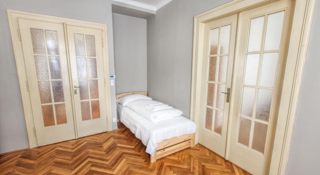 Modern Apartment Biskupska Prague Exterior photo